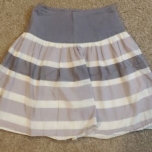 Flounce stripped skirt